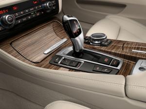BMW ActiveHybrid 5 2013 года  (WW)